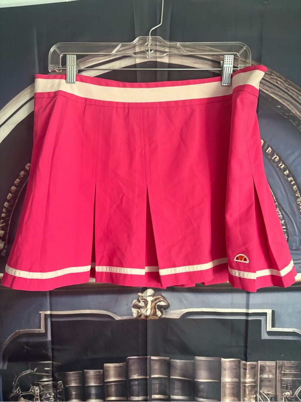 ellesse Hot Pink Pleated Mini Skirt with Cream Trim - Picture 6 of 7